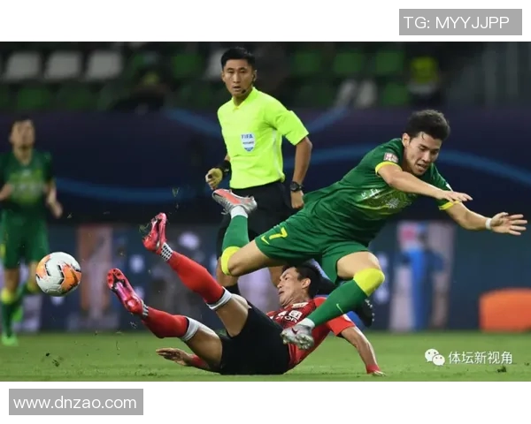 查迪与伯蒂奇激战正酣谁将晋级下一轮的精彩对决引人关注 查迪与伯蒂奇激战正酣谁将晋级下一轮的精彩对决引人关注