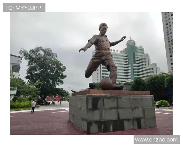 楚阿梅尼的成长之路与足球梦想的追逐历程