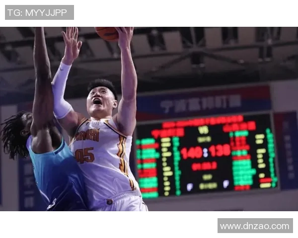 CBA激战广东队迎战北京常林队争夺季后赛名额精彩对决即将上演 CBA激战广东队迎战北京常林队争夺季后赛名额精彩对决即将上演