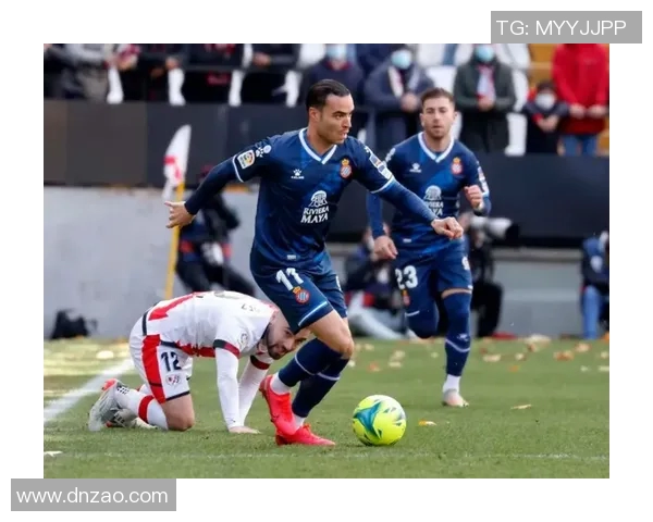 法国球队与土耳其球队的精彩对决揭示足球文化的碰撞与融合