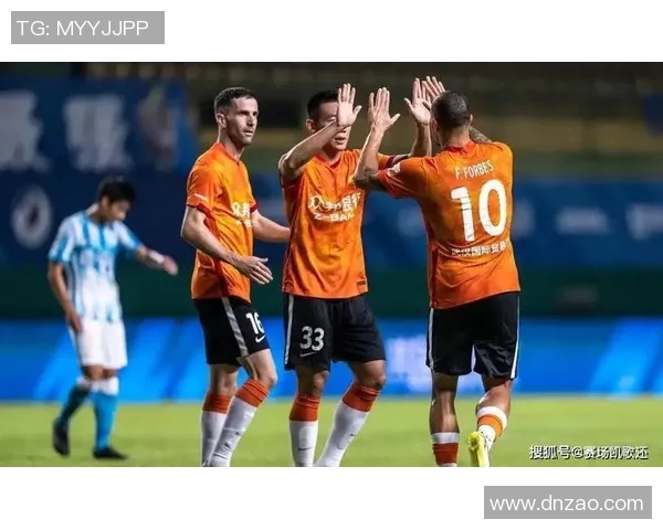 科坎与火车头的激烈对决谁能在赛场上笑到最后 科坎与火车头的激烈对决谁能在赛场上笑到最后